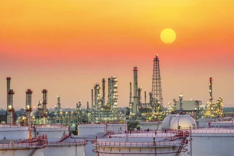 Shell CEO - Trust me to cut carbon